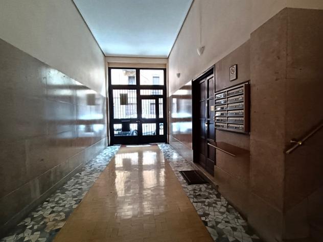 ATTICO BILOCALE CON TERRAZZO ZONA VIALE BRIANZA - Foto 2