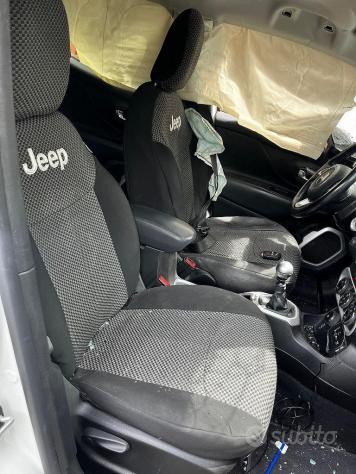 Vari pezzi di ricambio JEEP RENEGADE - Foto 10
