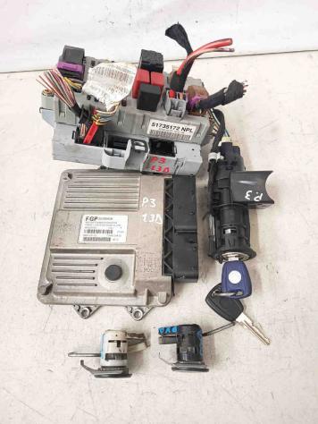 KIT CENTRALINA MOTORE FIAT Punto Berlina 5P 3° Serie 51735172 npl diesel 1.3 (03)