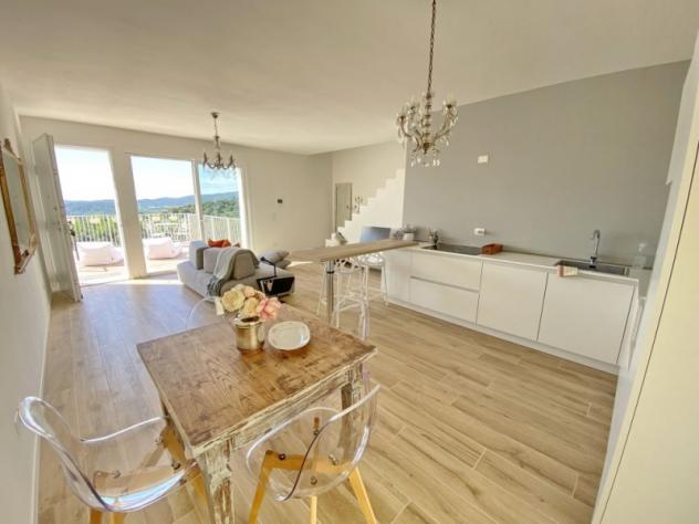 CALDANA IN POSIZIONE BELLISSIMA TERRATETTO CON TERRAZZO PANORAMICO E GIARDINO ESCLUSIVO - Foto 3
