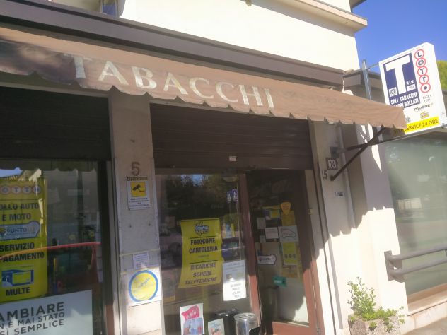 TABACCHERIA IN VIA GATTAMELATA A PADOVA CON PREZZO SCONTATO