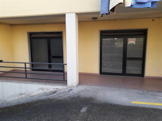 Locale commerciale in Vendita in zona CENTRO - Foto 4