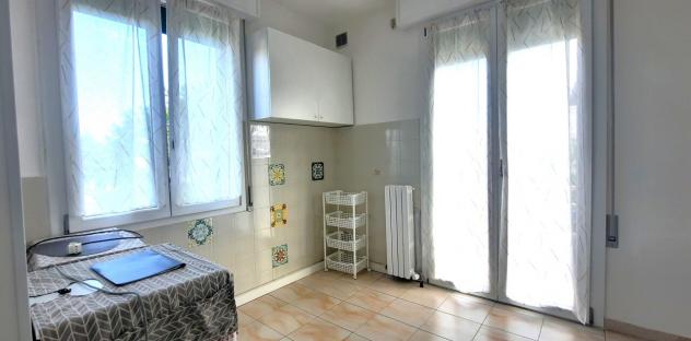 Stanza in appartamento in affitto a Carpi - Foto 8