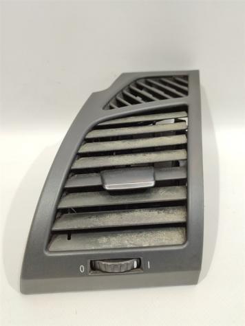 BOCCHETTA ARIA CRUSCOTTO SX BMW Serie 1 Serie (E87) 7059187 N47D20C (07) - Foto 2