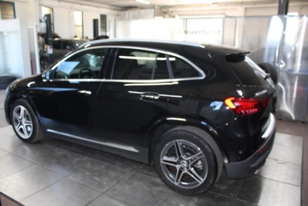 Mercedes-Benz GLA 200 200 D AMG LINE PREMIUM 150 CV - Foto 5
