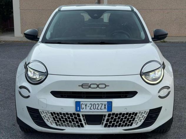 FIAT 600 Hybrid 100 CV DCT MHEV Business rif. 24158623 - Foto 3