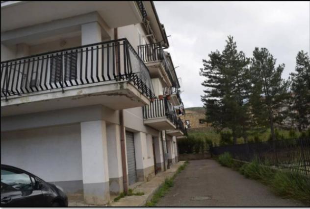 Immobile in asta di 116 m², box auto in vendita a Nicosia - Foto 3