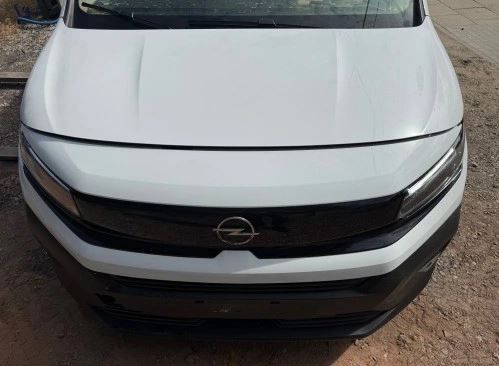 MUSATA MUSO ANTERIORE COMPLETO OPEL COMBO 2023