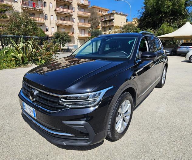 Volkswagen Tiguan 2.0 TDI 150 CV SCR DSG Elegance - Foto 3