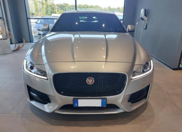 Jaguar XF 2.0D 240cv R-SPORT AWD - Foto 3