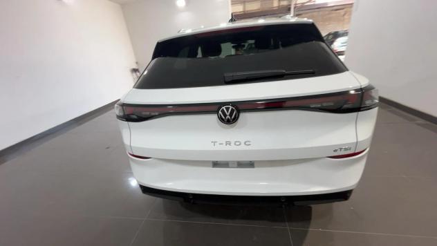 Volkswagen T-Roc T-Roc 1.5 etsi R-Line 150cv dsg - Foto 4