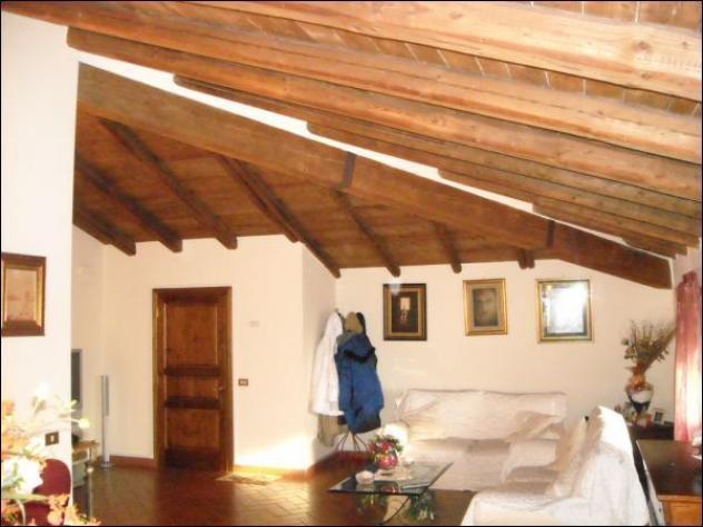 Trifamiliare in vendita a Monsummano Terme