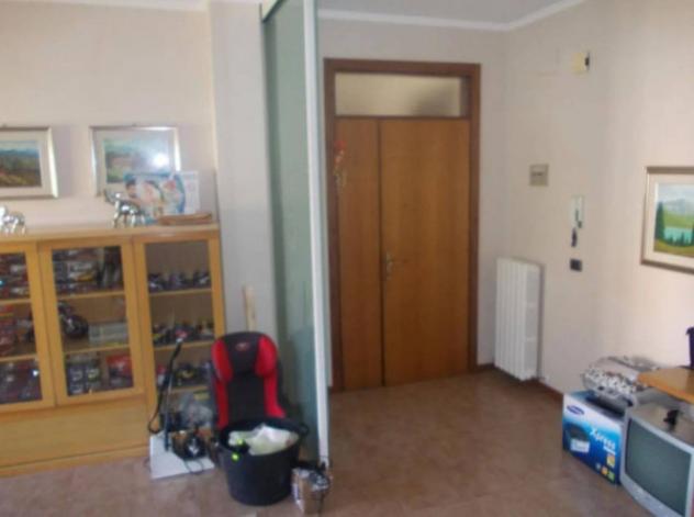 Immobile in asta di 118 m² con più di 5 locali in vendita a Monte Urano - Foto 4