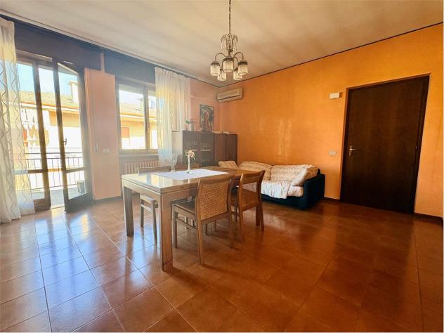 V005550 - APPARTAMENTO TRILOCALE CON DUE BAGNI E GARAGE IN ZONA MADONNA DEL POPOLO A VILLAFRANCA - Foto 15