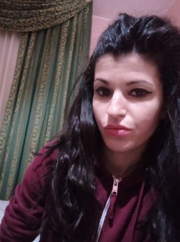 Cerco lavoro come operaia in un azienda a bari
