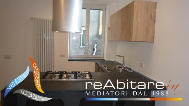 Elegante ed ampio TRILOCALE con arredi e finiture di pregio - Foto 5
