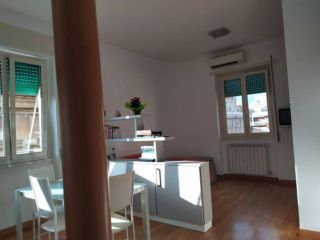 Monolocale Open Space zona Appia Nuova