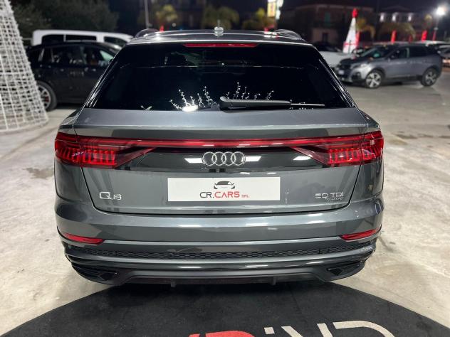 Audi Q8 50 TDI 286 CV quattro tiptronic S Line - Foto 6