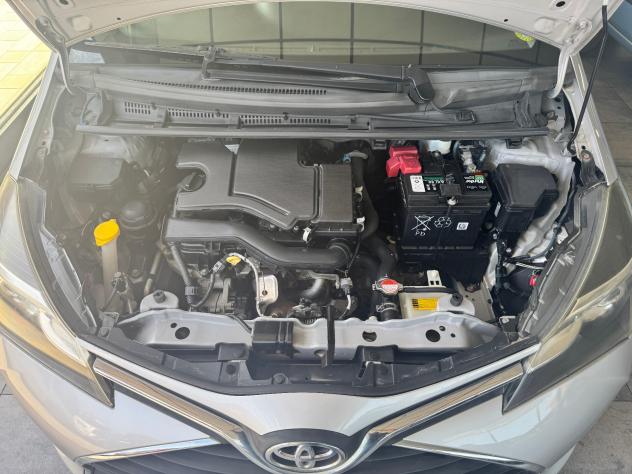 Toyota Yaris 1.0 5 porte Lounge - Foto 3