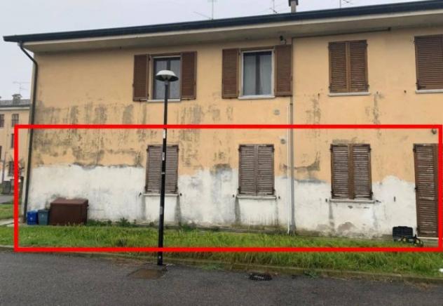 Immobile in asta di 129 m² con più di 5 locali in vendita a Redondesco - Foto 3