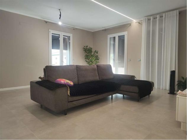 NADAVIGAS5 - APPARTAMENTO RISTRUTTURATO CON GARAGE - Foto 5