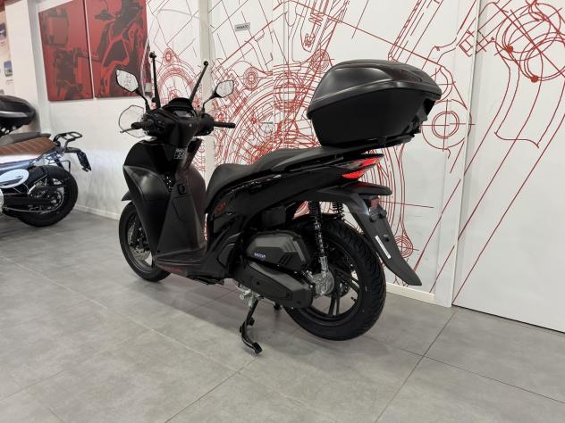 Honda SH 125 SH 125 SPORTY - bauletto keyless e parabrezza - YM 2026 - Foto 6