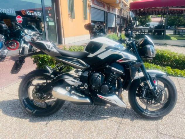 TRIUMPH Street Triple RS 765 TUTTO INCLUSO ANCHE PASSAGGIO! MINI RATE rif. 24000040 - Foto 9