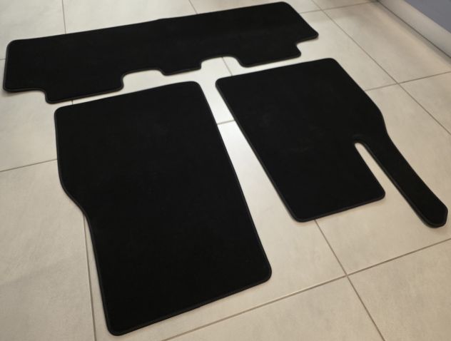 per Model Y Juniper Tappetini interni in moquette originali di prima dotazione