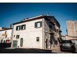 Palazzo in Via Neviera