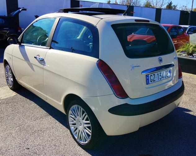 Lancia Ypsilon 1.3 Multijet 16V Platino - Foto 8