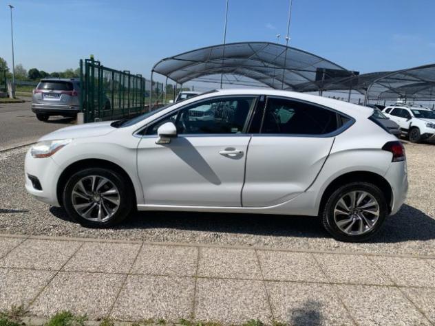 DS AUTOMOBILES DS 4 1.6 e-HDi 110 airdream Chic rif. 23642695 - Foto 8