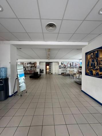 Capannone commerciale in vendita a Altopascio 1400 mq Rif: 1327748