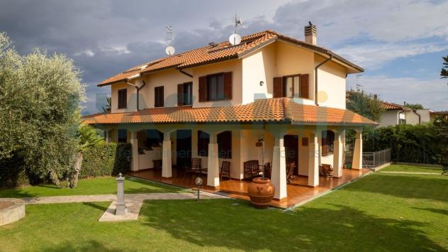 Bifamiliare in vendita a Grosseto