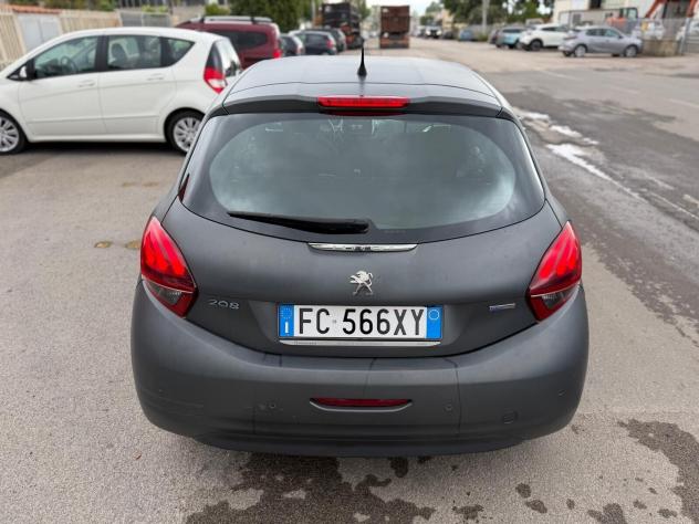 Peugeot 208 PURETECH 5P ALLURE - Foto 6
