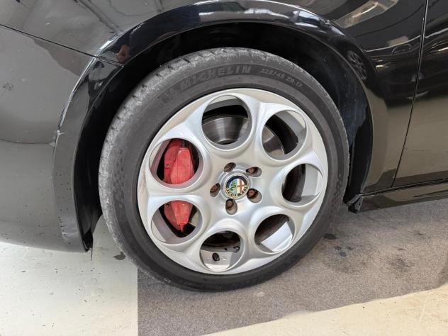 Alfa Romeo Giulietta 1750 TBi Quadrifoglio Verde - Foto 8