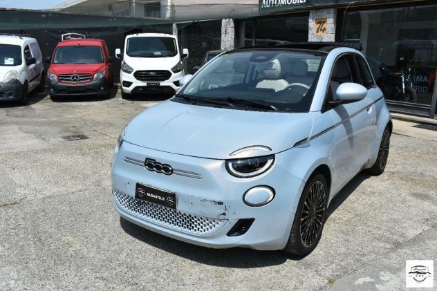 FIAT - 500 E - 500 La Prima 3+1