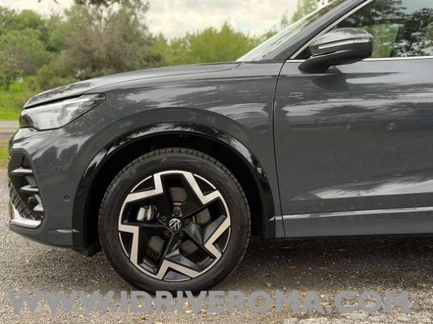 VOLKSWAGEN Tiguan Tiguan 2.0 tdi R-Line 150cv dsg rif. 24225842 - Foto 7