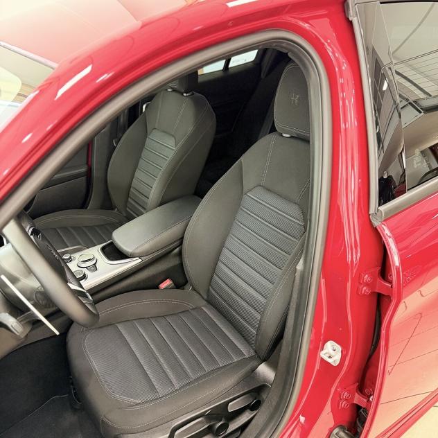 Alfa Romeo Giulia 2.2 Turbodiesel 160 CV AT8 Sprint - Foto 6