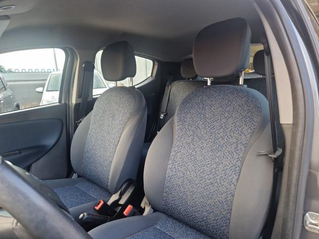 Lancia Ypsilon 1.0 FireFly 70cv Hybrid Gold Plus - Foto 10