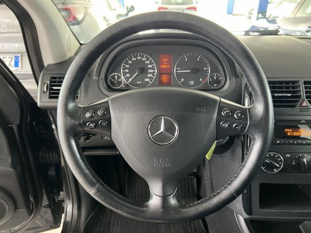Mercedes-Benz Classe A A 180 cdi Avantgarde - Foto 6