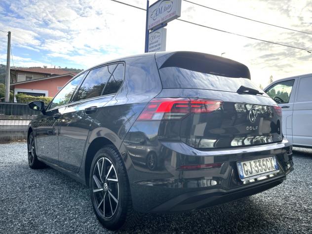 Volkswagen Golf 1.0 TSI EVO Life NEOPATENTATI - Foto 4
