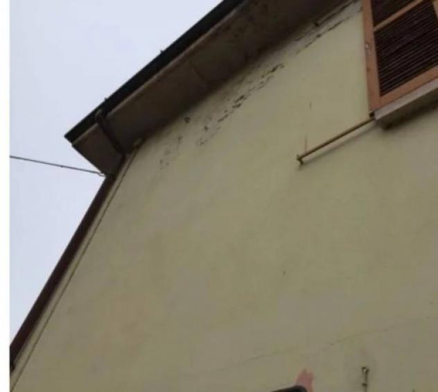 Immobile in asta di 170 m² con più di 5 locali in vendita a Dorno - Foto 2