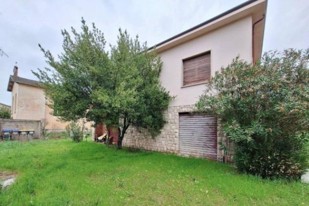 Immobile in asta di 103 m² con più di 5 locali e box auto doppio in vendita a Trevi - Foto 11