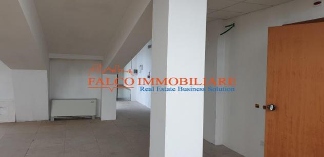 BRESSO, VIA CAROLINA ROMANI, VENDESI UFFICIO DI 176 MQ - Foto 4