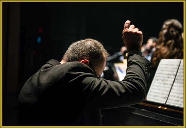 Organista si offre a Firenze