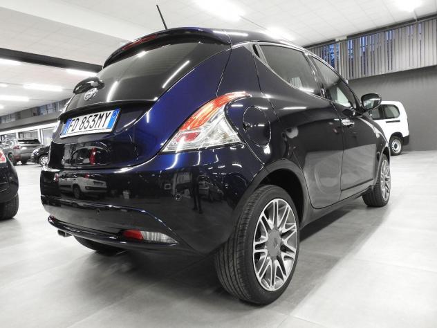 LANCIA - Ypsilon - 1.3 MJT 95 CV 5p. S&S Platinum Pdc Post. C.L. Des.Plus U-connect 5.5 - Foto 8