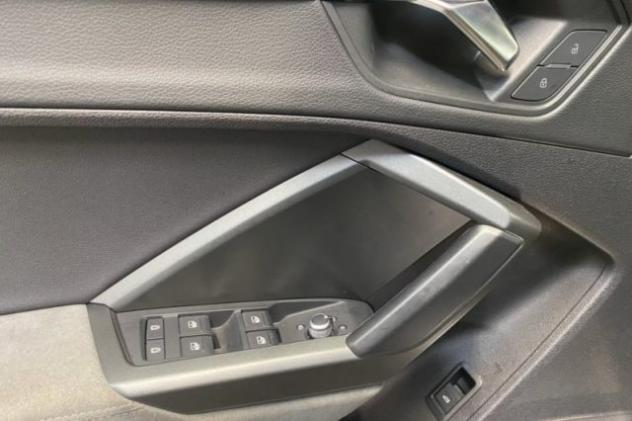 AUDI Q3 35 TDI S tronic S line edition rif. 23759018 - Foto 7