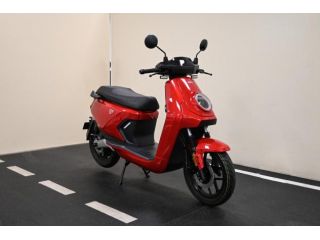 NIU                  MQi GT 70 km/h