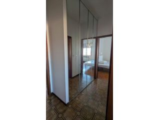 Si affittano 2 ampie camere singole in via del Navile a Bologna