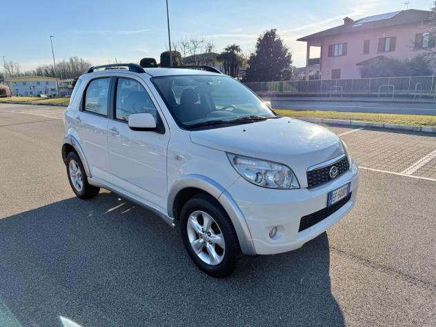 Daihatsu Terios 1.5 4WD 102Cv*Clima aut*Cerchi*Aux*Euro 5 - Foto 3